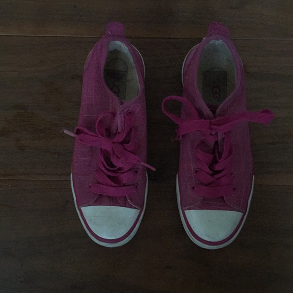 Pink UGG sneakers 💞 - Picture 2 of 3